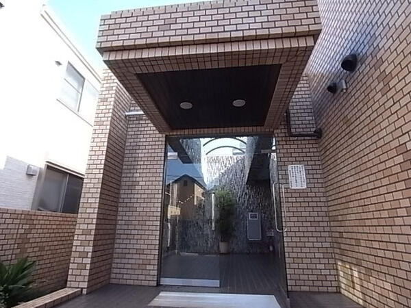 【藤和世田谷桜丘コープ】エントランス