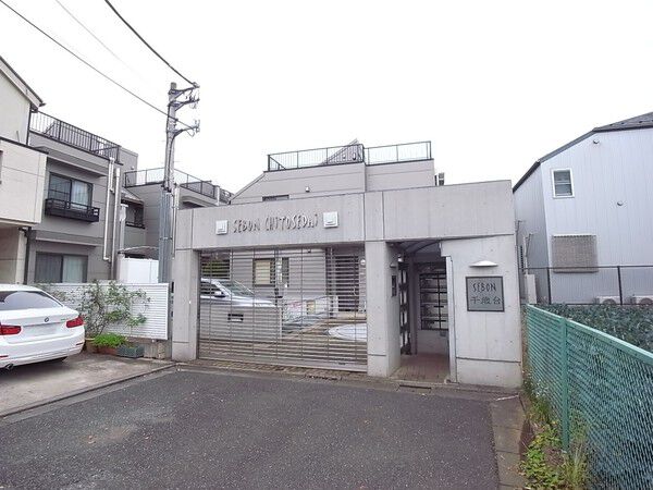 【セボン千歳台】エントランス２