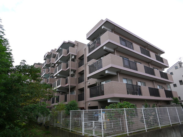 【ハイホーム砧公園】外観写真