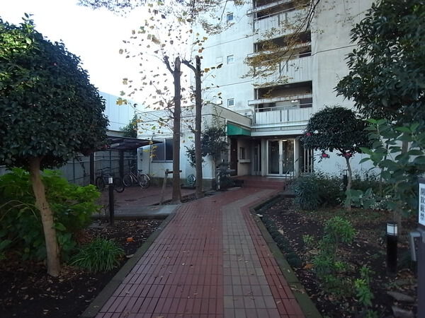 【藤和砧コープⅡ】エントランス