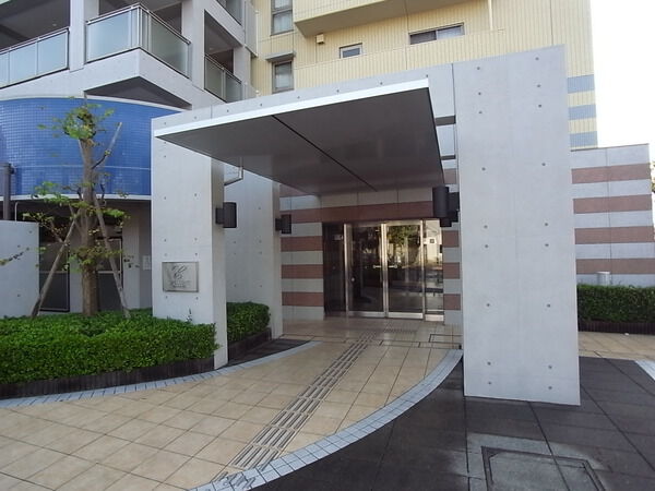 【クレッセント狛江】エントランス 【クレッセント狛江】エントランス