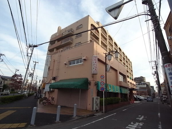 【豊栄狛江マンション】外観