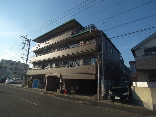 ドラゴンマンション相武台四番館