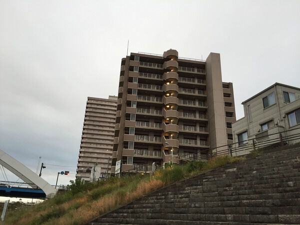 日神パレステージ本厚木リバースクエア