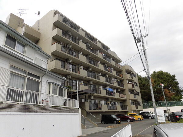 【コスモ長後パークウェイ】外観 【コスモ長後パークウェイ】外観