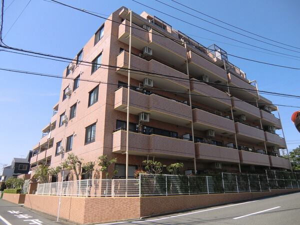 【ライオンズマンション藤沢湘南台第２】外観