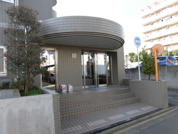 【ラムズ湘南台】エントランス