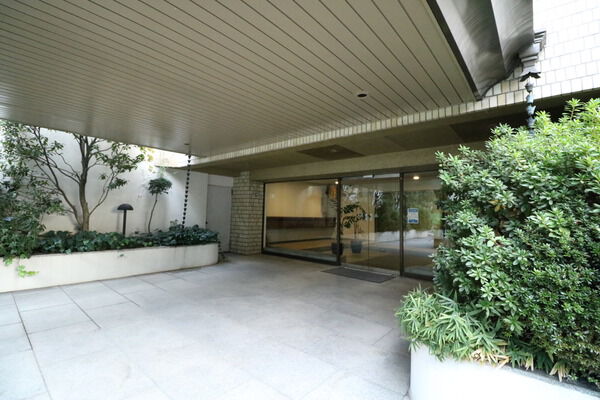 青葉台ロイヤルガーデン