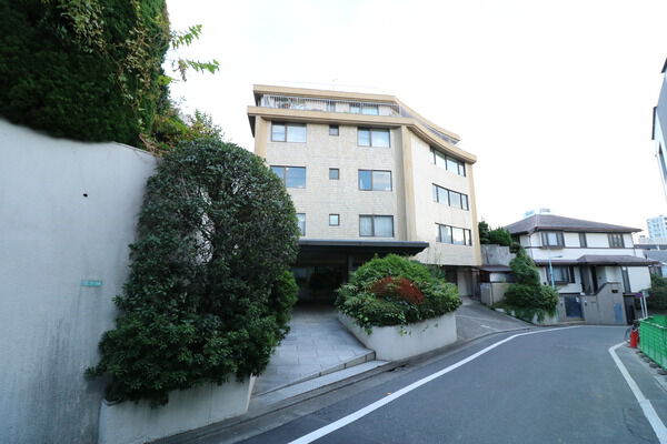 青葉台ロイヤルガーデン