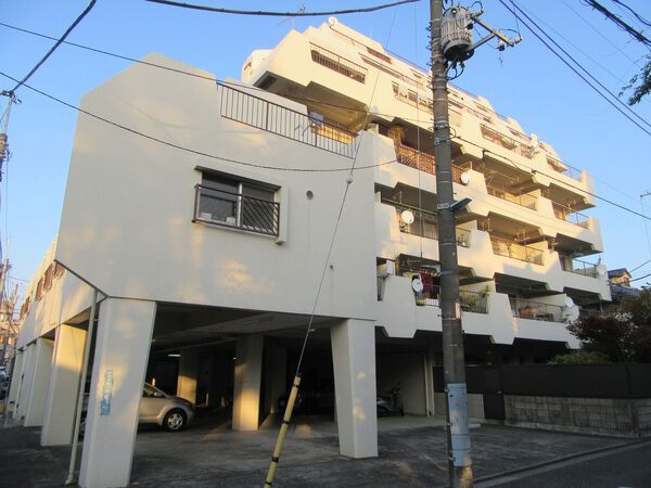 【リオマンション】外観写真