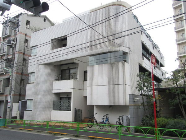 【サンハイム柿ノ木坂】外観写真