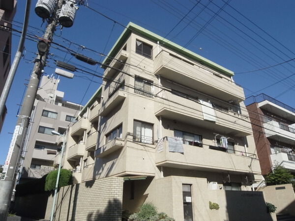 【メゾン学芸大学グラフィティ】外観写真