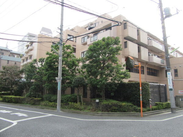 【メモアール柿の木坂】外観写真
