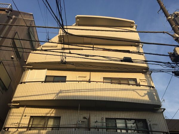 【モンターニュ目黒中町】外観写真