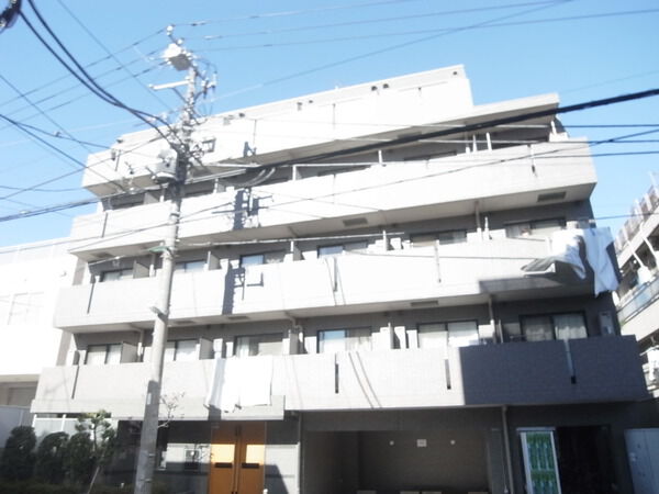 【ルーブル学芸大学弐番館】外観写真