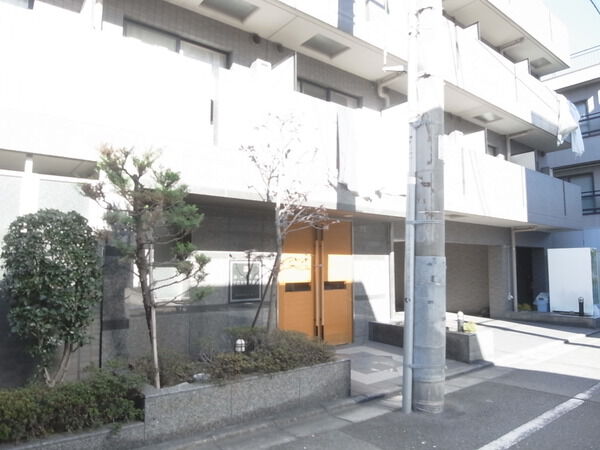 【ルーブル学芸大学弐番館】外観写真