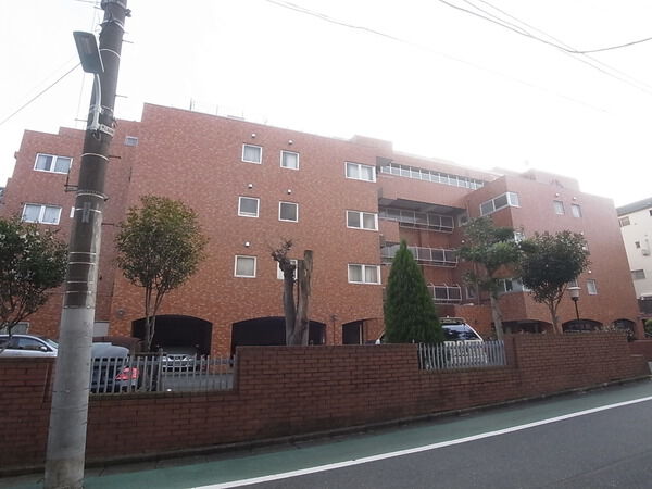 【シャンボール第二都立大】外観写真