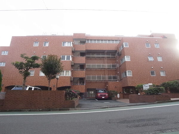 【シャンボール第二都立大】外観写真