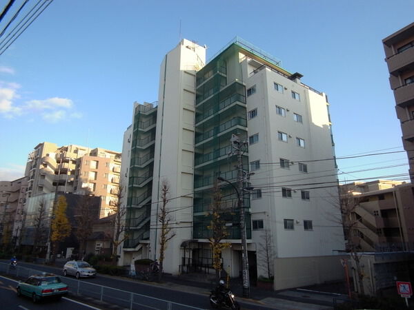 【日商岩井第2自由が丘マンション】外観写真