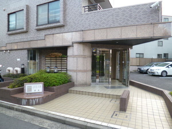 【ナイスアーバン綱島】エントランス