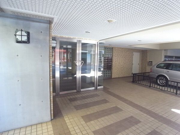 【綱島ダイカンプラザ】エントランス 【綱島ダイカンプラザ】エントランス