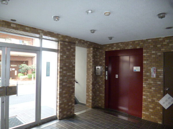 【綱島ヒミコマンション】エントランス 【綱島ヒミコマンション】エントランス