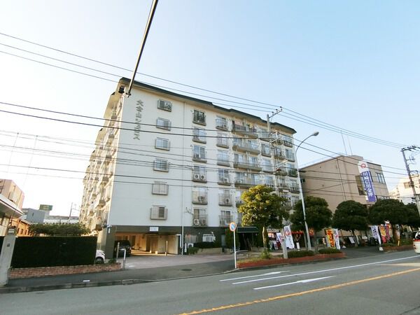 【大倉山シュロス】外観写真