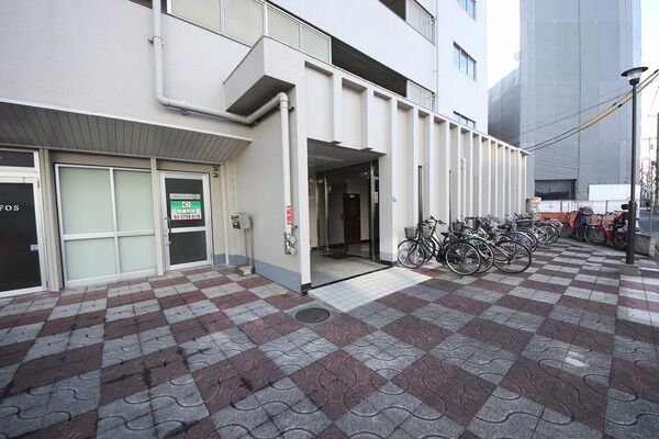 【ニックハイム武蔵新田】エントランス 【ニックハイム武蔵新田】エントランス