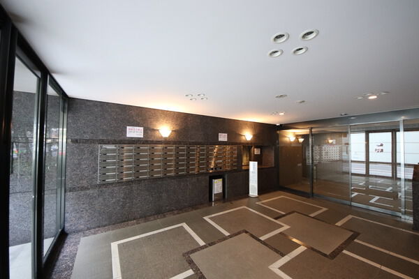 【ルーブル下丸子】エントランス