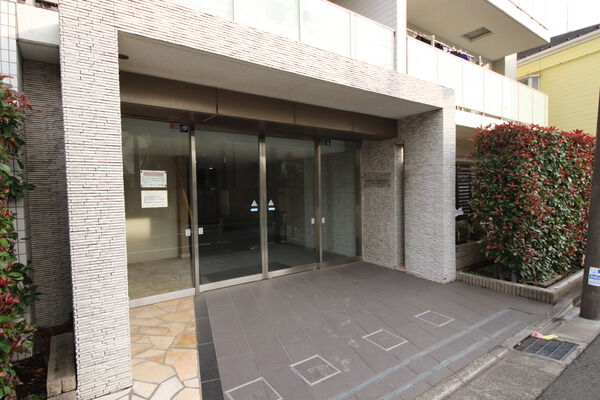 【アイディーコート多摩川グランコンフォール】外エントランス 【アイディーコート多摩川グランコンフォール】外エントランス