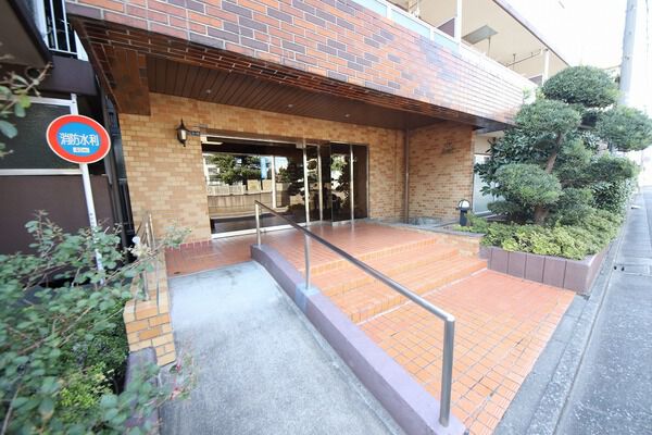 【パレ南池上】アプローチ 【パレ南池上】アプローチ