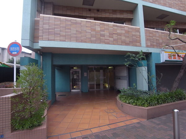 【ジェイパーク戸越公園アーキテクト】エントランス 【ジェイパーク戸越公園アーキテクト】エントランス