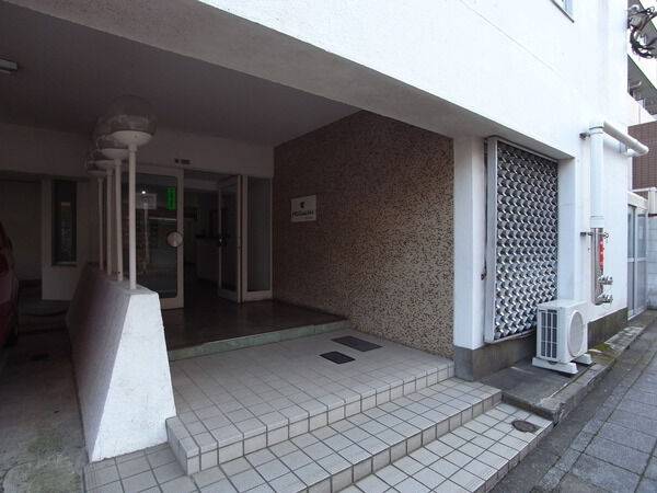 【チサンマンション自由が丘】エントランス 【チサンマンション自由が丘】エントランス