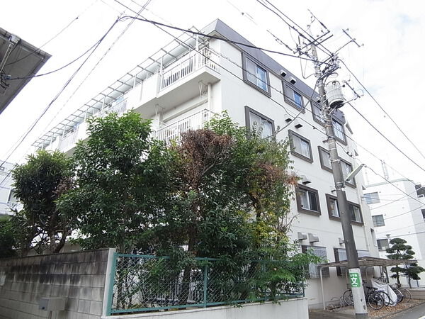 【野毛ヒミコマンション】外観写真