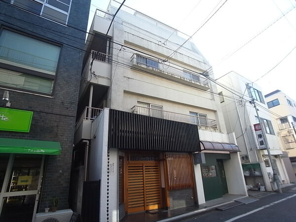 【八千代ハイツ】外観写真
