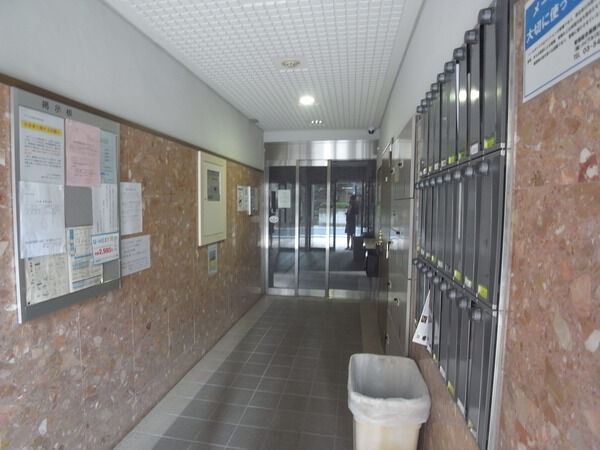 【エクセリア三軒茶屋】共用部分