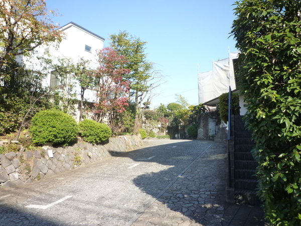 【泰山館】敷地内入口