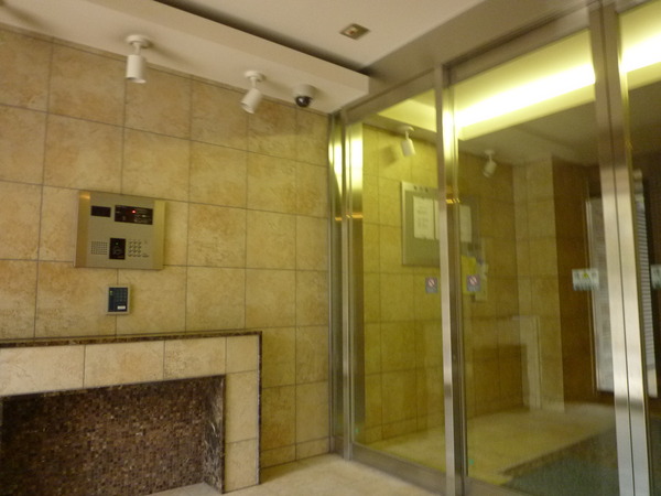 【スタジオデン桜新町】エントランス内 【スタジオデン桜新町】エントランス内