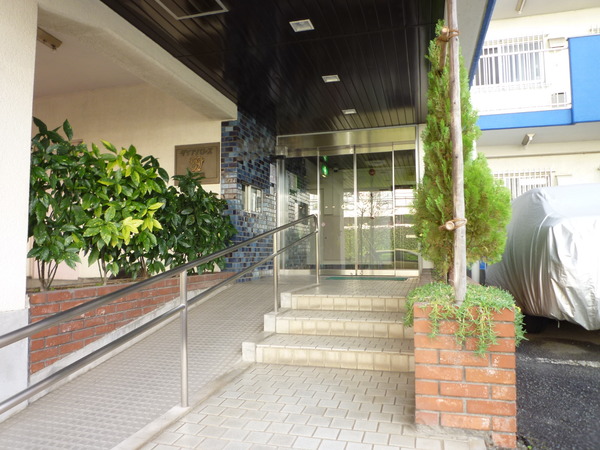 【ダイアパレス弦巻】エントランス 【ダイアパレス弦巻】エントランス