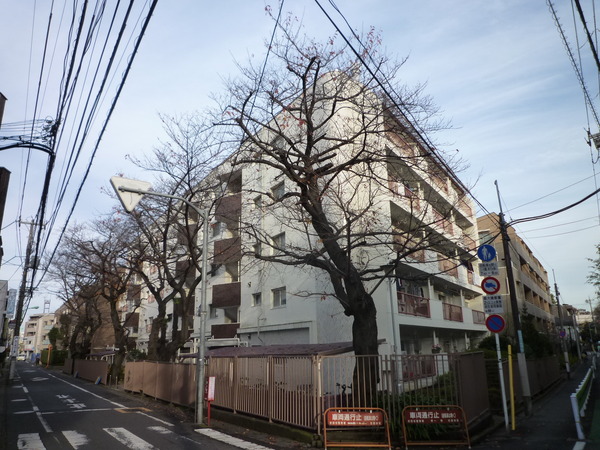 弦巻ハイコーポ 2枚目 弦巻ハイコーポ