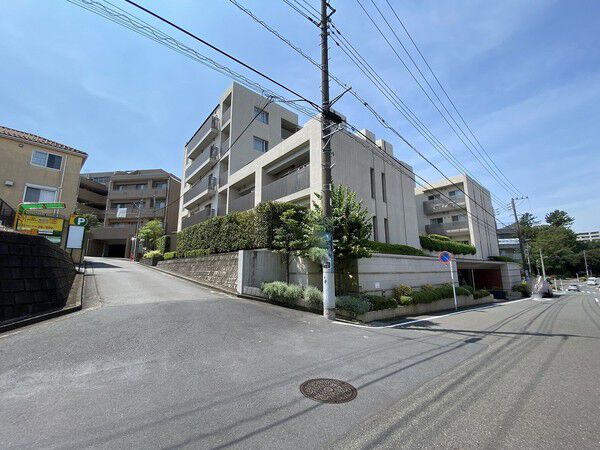 【プラウド青葉藤が丘】外観