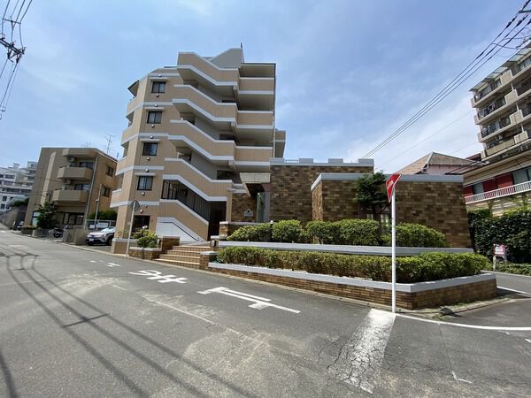 【フローレンスパレス藤が丘】外観