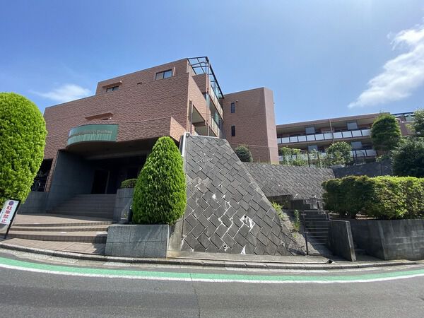 【ライオンズガーデン藤が丘】外観