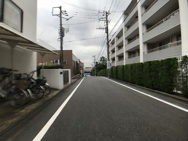 【クレスト青葉台】前面道路