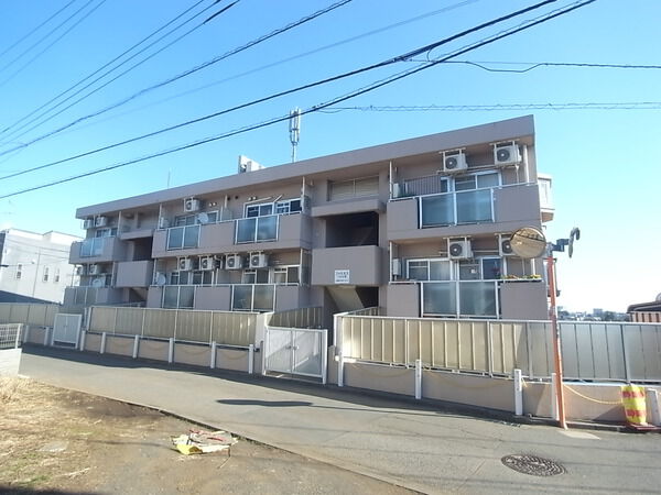 ファミネスつきみ野 2枚目 ファミネスつきみ野