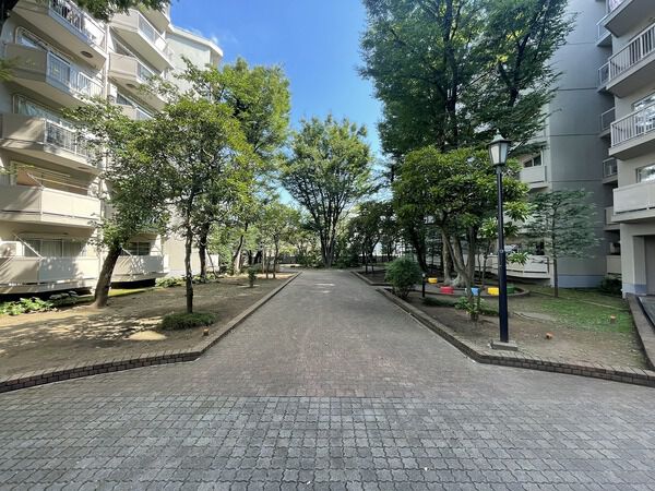 【東急ドエルアルス石川台】エントランス