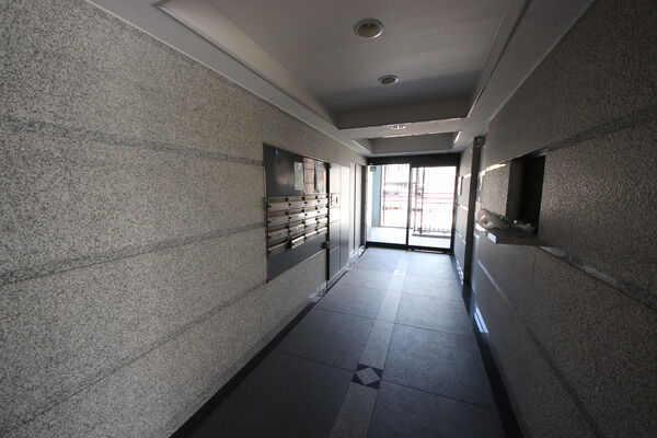 【ガーデンホーム池上Ⅱ】エントランス