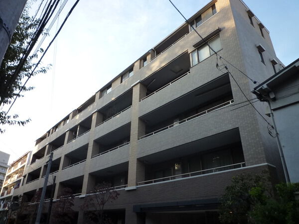 【アールヴェール桜新町】外観写真