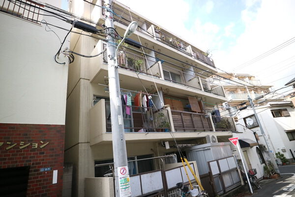 伊沢マンション
