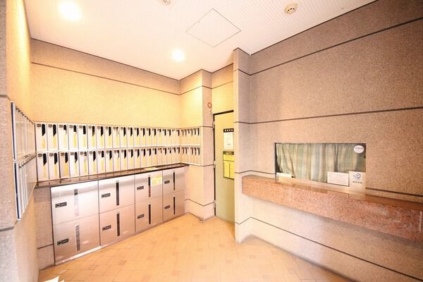 【ヴェルステージ大森西】エントランス 【ヴェルステージ大森西】エントランス